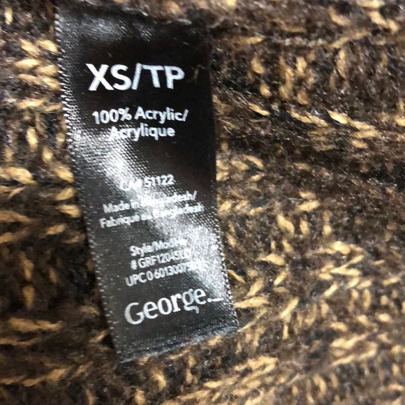 Sweater - Picture 5 of 5